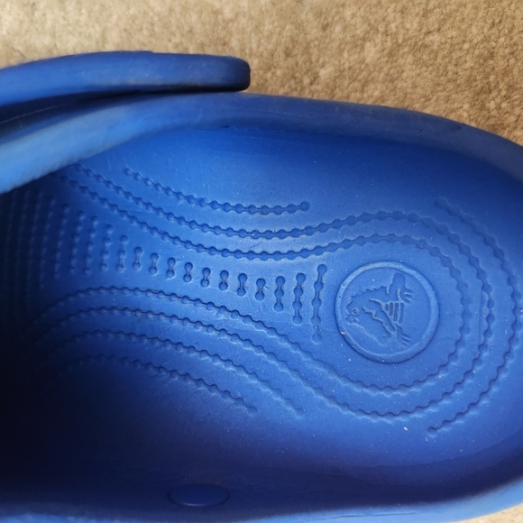CROCS Blue Crocband Clogs J1 Size 1 Youth - Picture 16 of 16